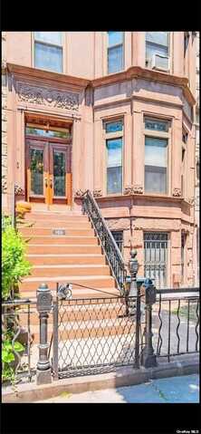 Bainbridge, BROOKLYN, NY 11233