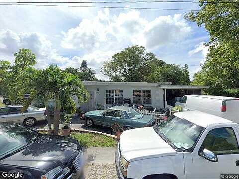 4Th, NORTH MIAMI BEACH, FL 33162