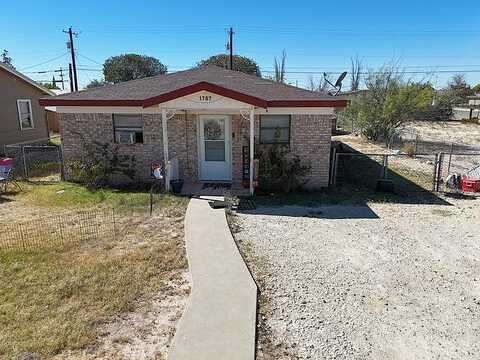 Main, FORT STOCKTON, TX 79735