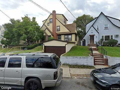 109Th, SAINT ALBANS, NY 11412