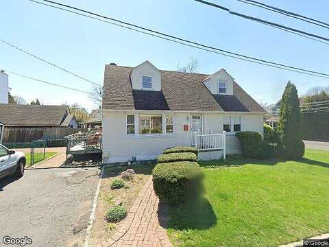 Henderson, PORT WASHINGTON, NY 11050