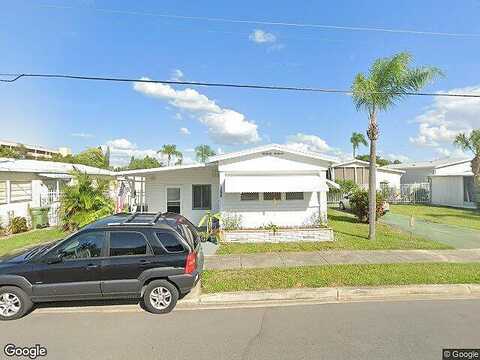 17Th Street, BRADENTON, FL 34205