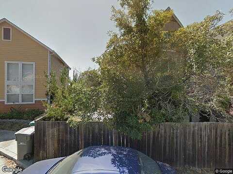 90Th, OAKLAND, CA 94603