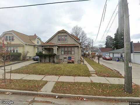 20Th, MILWAUKEE, WI 53215