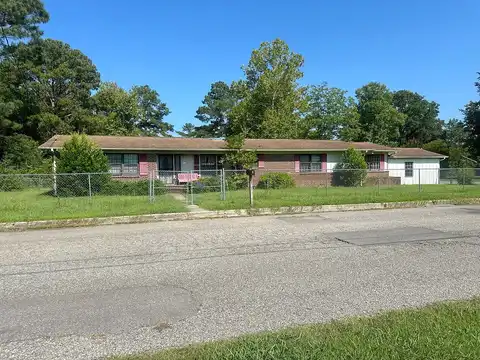 Edgewood, CLANTON, AL 35045