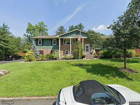 Seven Oaks, NANUET, NY 10954