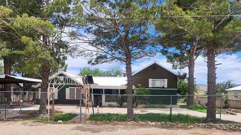 Jones, CARLSBAD, NM 88220