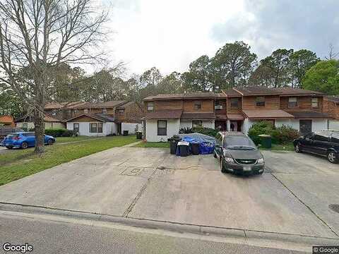 Melissa, JACKSONVILLE, FL 32210