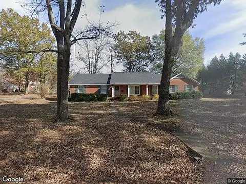 Cedar, SAVANNAH, TN 38372