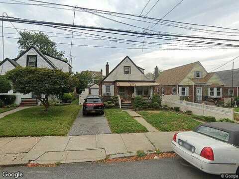 209Th, QUEENS VILLAGE, NY 11427