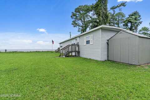 608 Va Lee Beach Road, Columbia, NC 27925