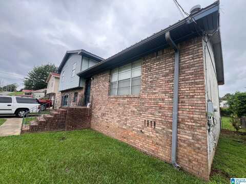 411 OAK STREET, BESSEMER, AL 35022