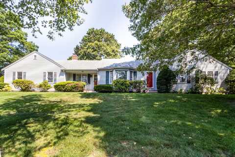 121 Wianno Road, Yarmouth Port, MA 02675