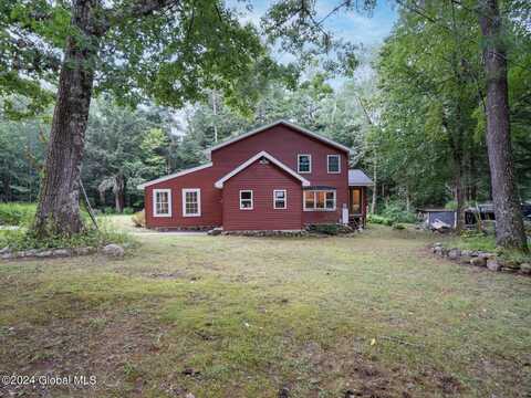 96 Varville Road, Petersburgh, NY 12138