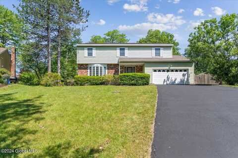 10 Stonehenge Drive, Albany, NY 12203