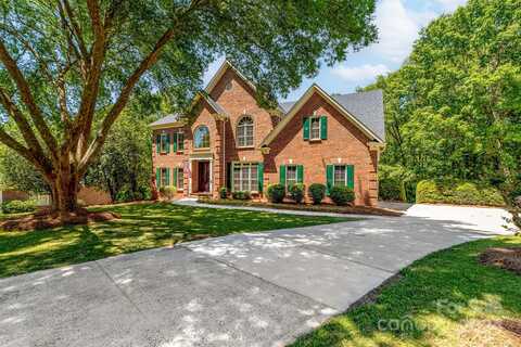 6912 Golden Rain Court, Charlotte, NC 28277