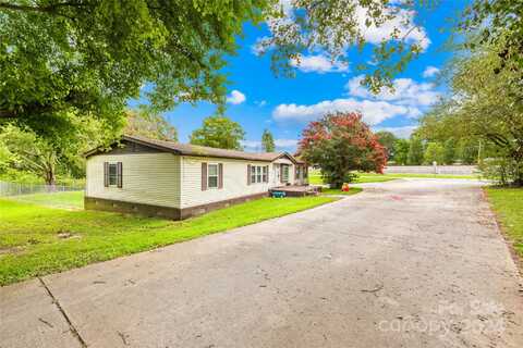 102 Carolina Avenue, Grover, NC 28073