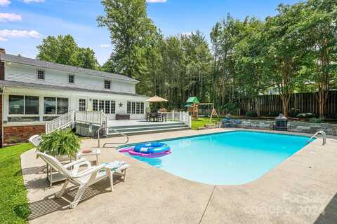 524 E French Broad Street, Brevard, NC 28712