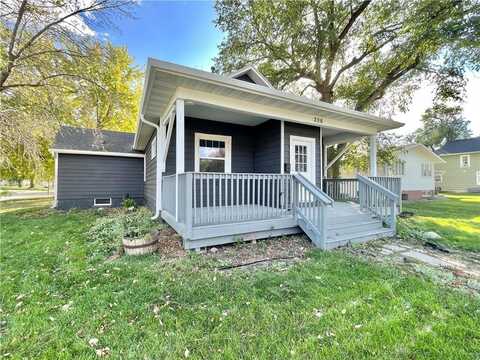 206 3rd Street SE, Altoona, IA 50009