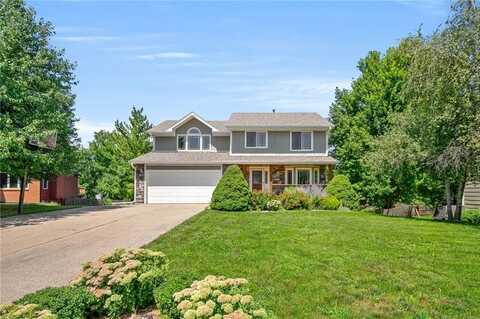 6109 Sharon Circle, Urbandale, IA 50322