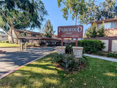 1547 Parkwood Pl, Concord, CA 94521