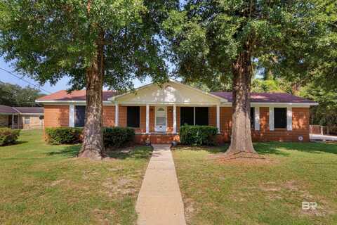 129 Lafayette Drive, Saraland, AL 36971