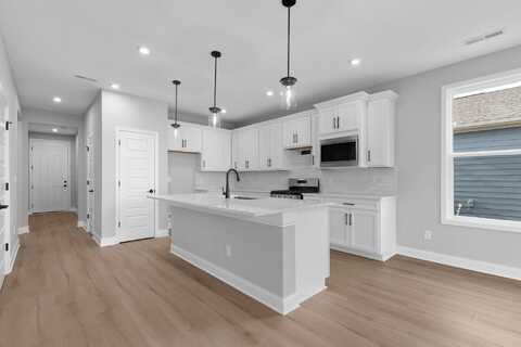 1221 Ashlar Lane, Lewis Center, OH 43035