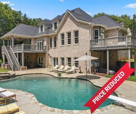8516 Mcilwaine Road, Huntersville, NC 28078