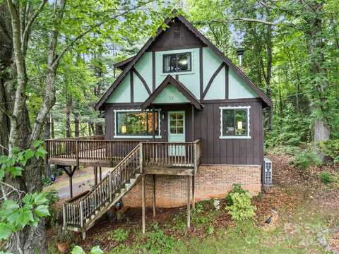 33 Wenlock Way, Waynesville, NC 28785