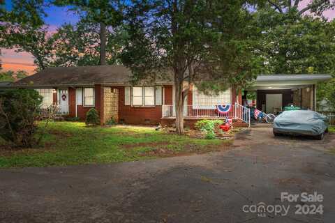 309 Salisbury GQ Avenue, Salisbury, NC 28146