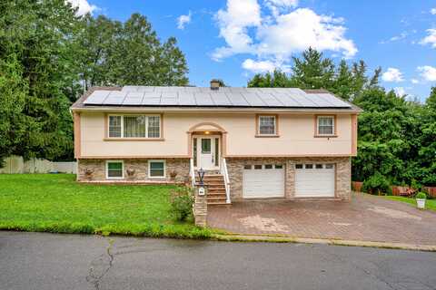 156 White Birch Drive, Waterbury, CT 06708