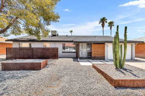 8131 E AMELIA Avenue, Scottsdale, AZ 85251