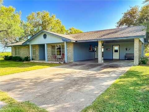 340 County Road 403, Three Rivers, TX 78071