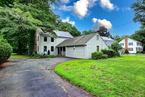 40 Braeburn Road, West Hartford, CT 06107