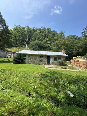 134 Goble Br, Hagerhill, KY 41222