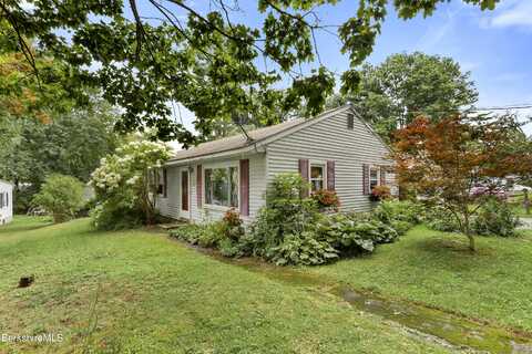 11 Orchard Ave, Lanesborough, MA 01237