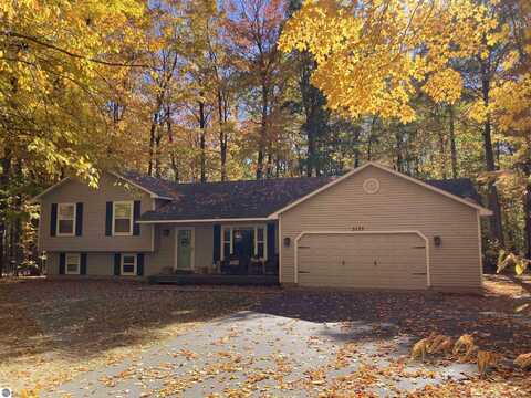 5175 MARKS LANE, TRAVERSE CITY, MI 49684