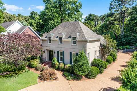 12 Sutton Place, Jackson, TN 38305