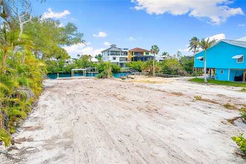 Hickory, BONITA SPRINGS, FL 34134