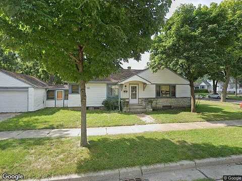 29Th, MILWAUKEE, WI 53209