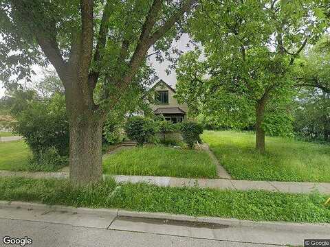 Crestwood, MILWAUKEE, WI 53209