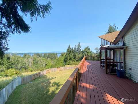 Madrona, LAKEBAY, WA 98349