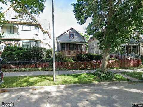 Dr William Finlayson, MILWAUKEE, WI 53212