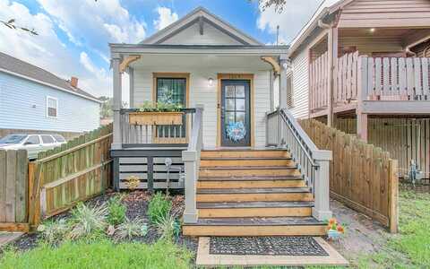 31St, GALVESTON, TX 77550