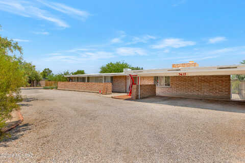 8Th, TUCSON, AZ 85711