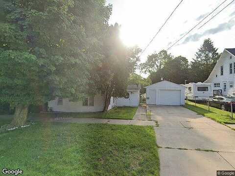 Highview, WATERVLIET, MI 49098