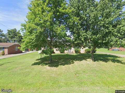 Kingswood, CLARKSVILLE, TN 37043