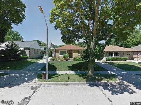 94Th, MILWAUKEE, WI 53227