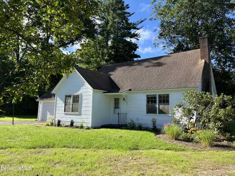 136 Clayton Rd, Sheffield, MA 01222