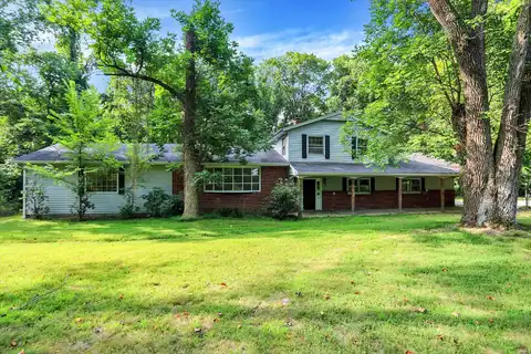 4698 E Heritage Woods Road, Bloomington, IN 47401